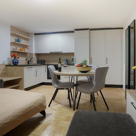 Modern Apartment, Full Kitchen, For 6 그문덴 외부 사진