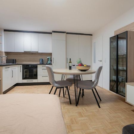 Modern Apartment, Full Kitchen, For 6 그문덴 외부 사진