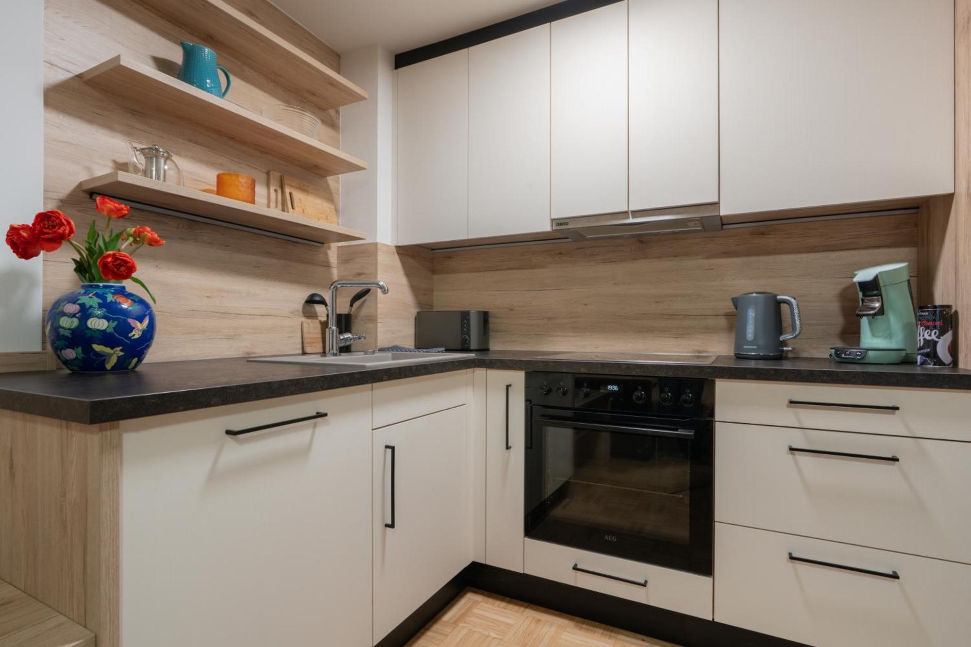 Modern Apartment, Full Kitchen, For 6 그문덴 외부 사진